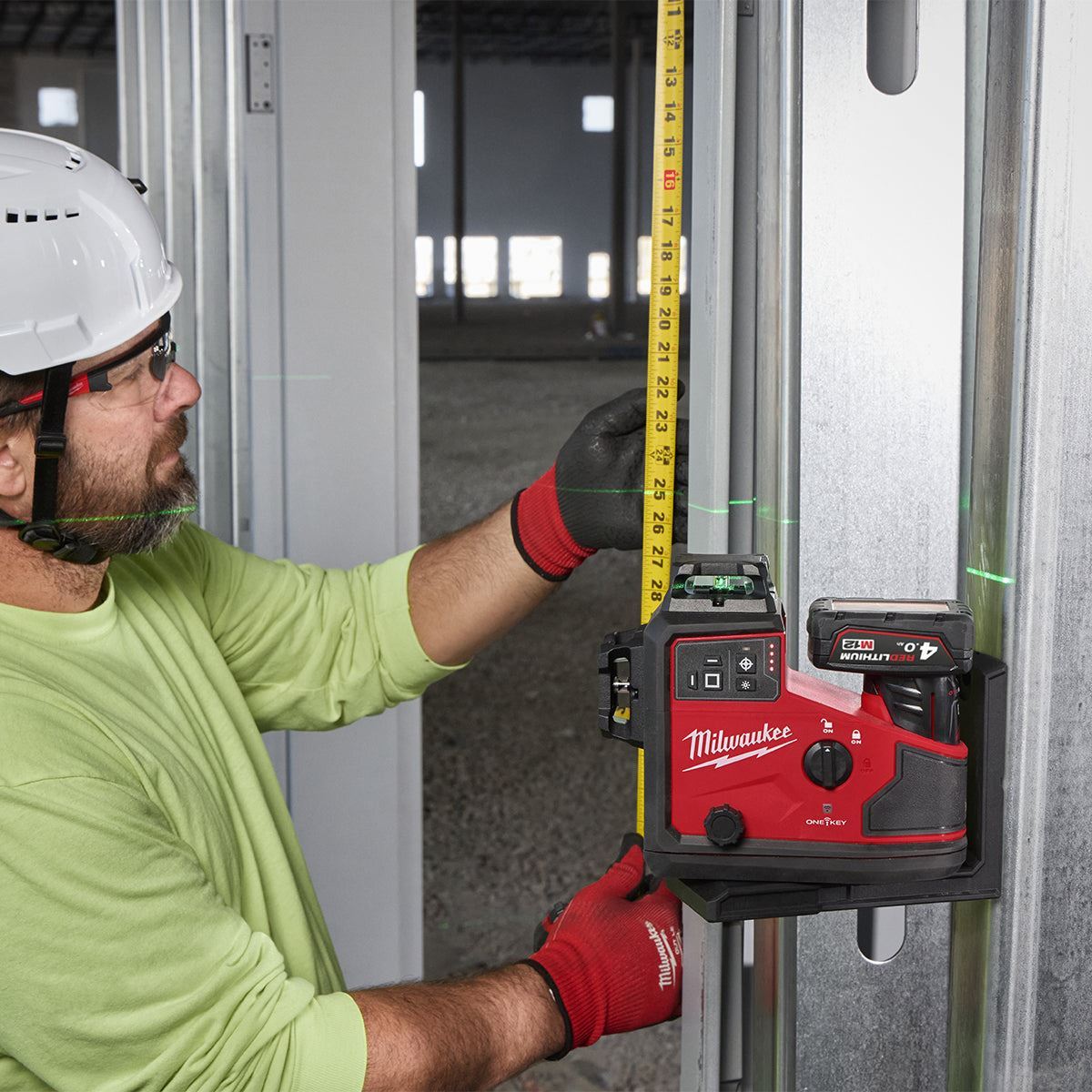Milwaukee M12A3PLO-0C 12V M12 Green Auto Alignment 360° 3 Plane Laser with 1.2m Compact Laser Tripod & Case